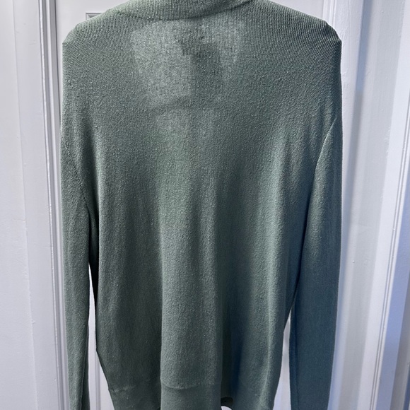 CLUB MONOCO CARDIGAN SWEATER ….NEW WITH TAGS,,,NEVER WORN - Picture 4 of 9